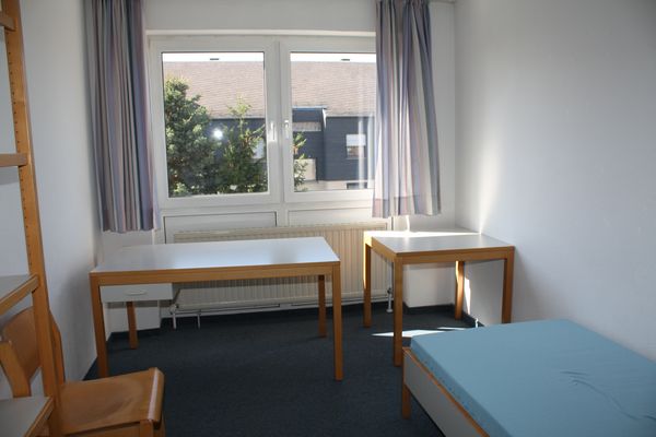 Ein Zimmer im Wohnheim in der Enoch-Widman-Straße